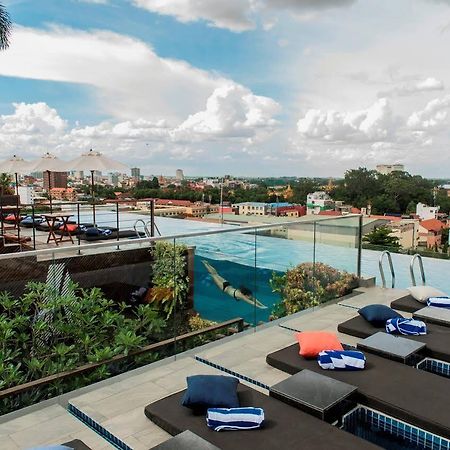 Aquarius Hotel And Urban Resort Phnom Penh Eksteriør billede